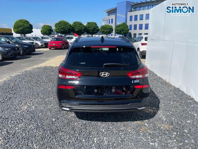 Hyundai / i30 / Weiß /  /  / 