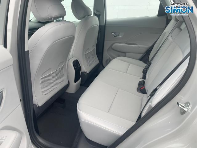 Hyundai / KONA / Weiß /  /  / 