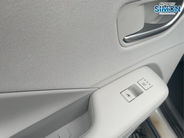 Hyundai / KONA / Weiß /  /  / 