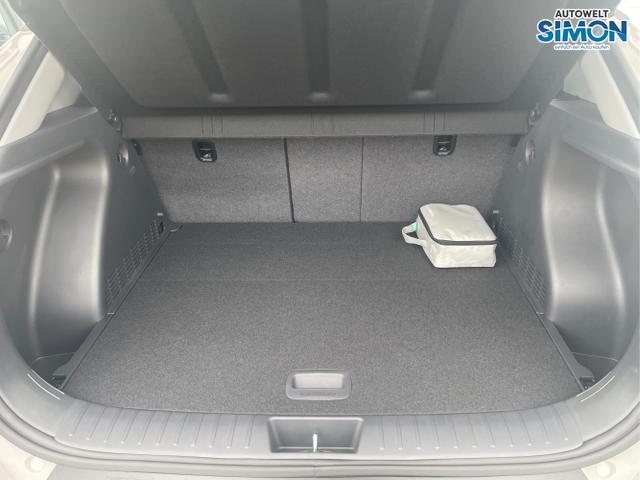 Hyundai / KONA / Weiß /  /  / 