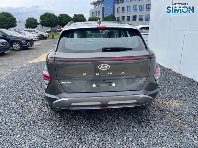 Hyundai / KONA / Weiß /  /  / 