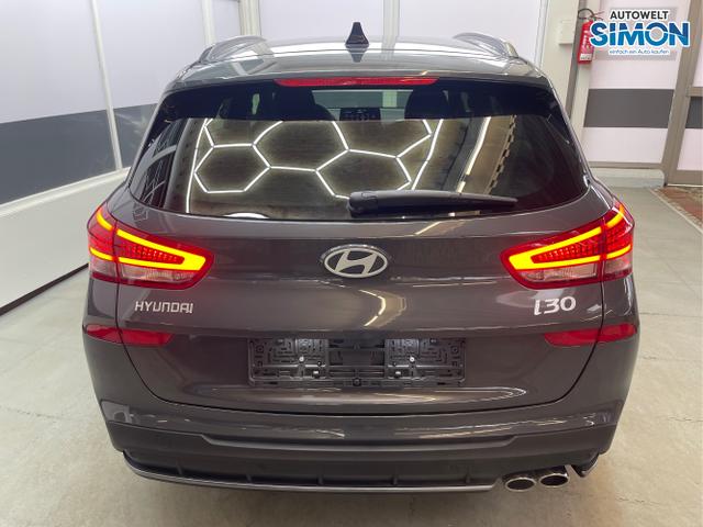 Hyundai / i30 / Grau /  /  / 