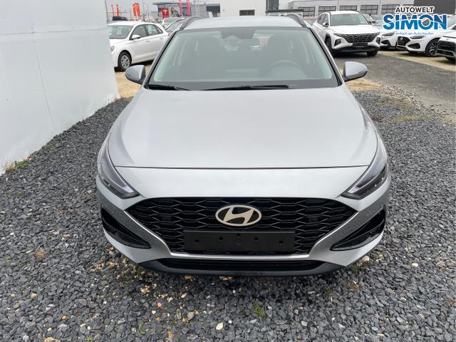 Hyundai / i30 / Weiß /  /  / 