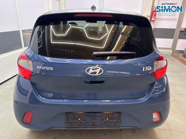 Hyundai / i10 / Blau /  /  / 