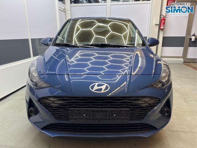 Hyundai / i10 / Blau /  /  / 