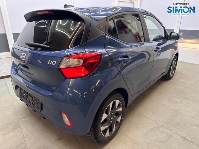 Hyundai / i10 / Blau /  /  / 