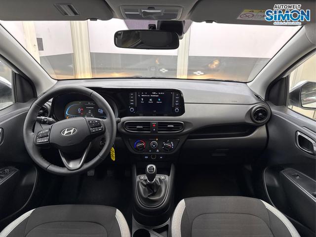 Hyundai i10 COMFORT PLUS NAVI SHZ PDC RFK ALU 