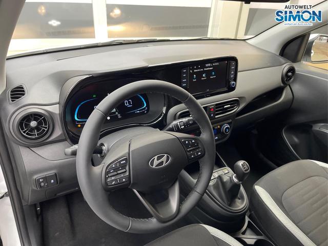 Hyundai i10 COMFORT PLUS NAVI KLIMAAUTOMATIK SHZ PDC RFK ALU 