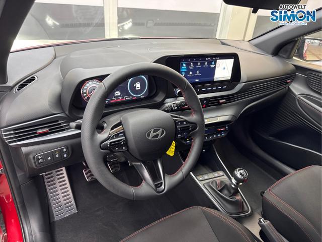 Hyundai / i20 / Rot /  /  / N-LINE NAVI KLIMAAUTOMATIK SHZ RFK PDC