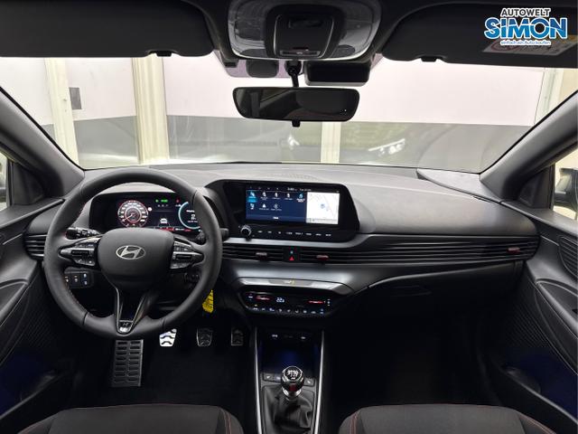 Hyundai / i20 / Grün /  /  / N-LINE NAVI KLIMAAUTOMATIK SHZ RFK PDC