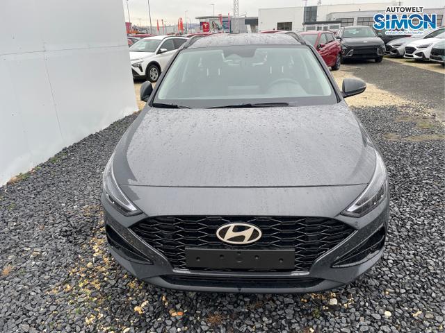 Hyundai / i30 / Weiß /  /  / 