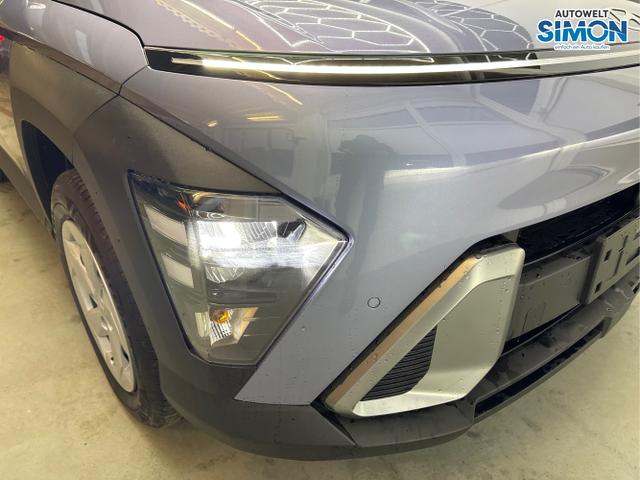 Hyundai / KONA / Blau /  /  / NAVI KLIMAAUTOMATIK PDC v+h RFK