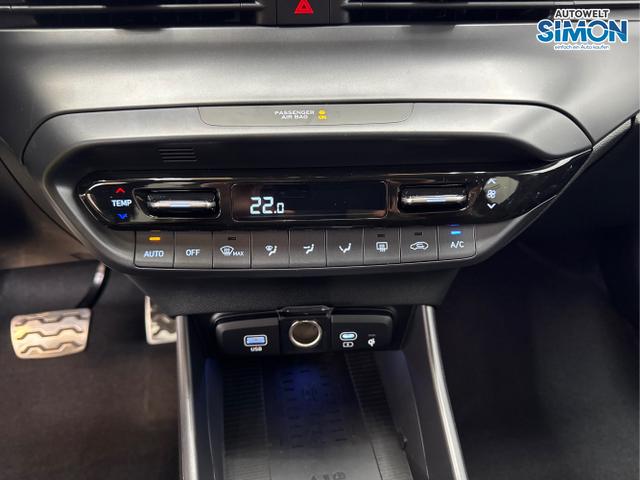 Hyundai / BAYON / Weiß /  /  / DCT NAVI SHZ KLIMAAUTOMATIK RFK 