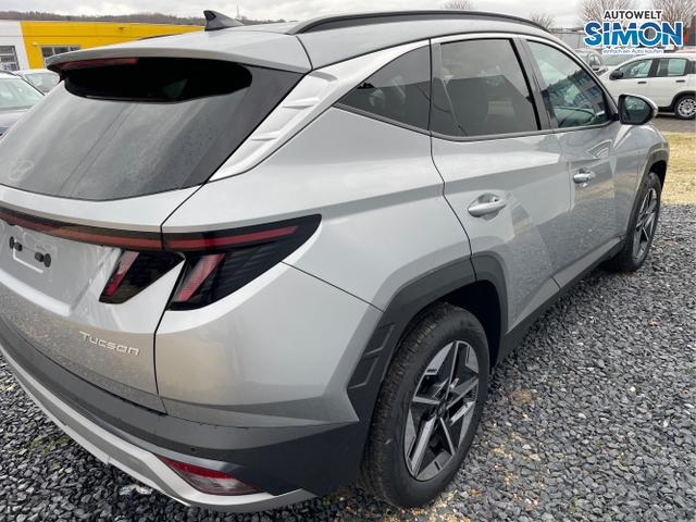 Hyundai / TUCSON FACELIFT / Weiß /  /  / 