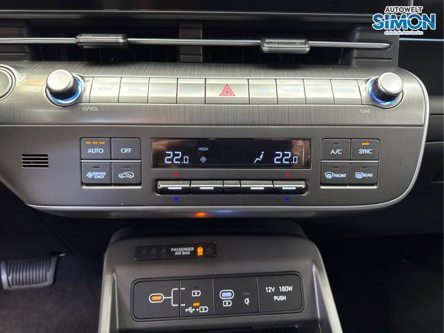 Hyundai / KONA / Schwarz /  /  / 65.4 kWh SHZ 360 NAVI HUD 