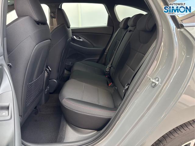 Hyundai / i30 / Grau /  /  / N-LINE SHZ NAVI PDC RFK