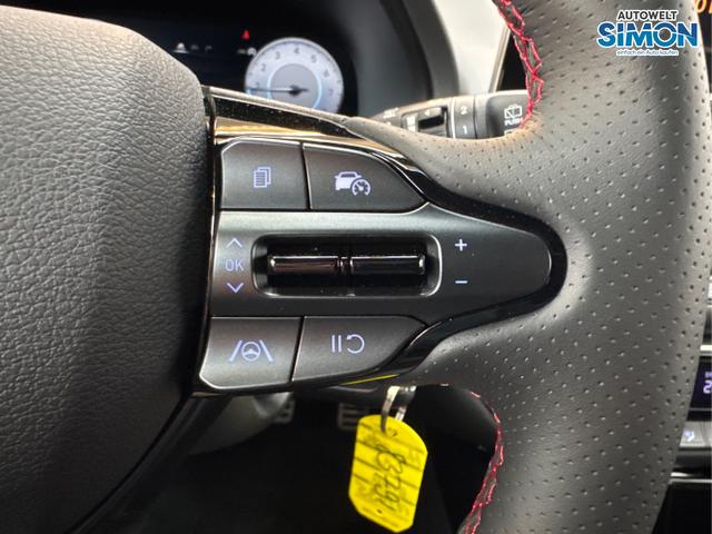 Hyundai / i30 / Grau /  /  / N-LINE SHZ NAVI PDC RFK