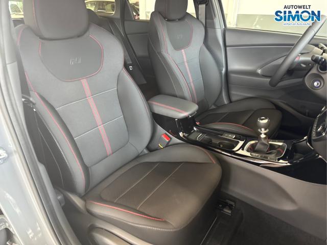 Hyundai / i30 / Grau /  /  / N-LINE SHZ NAVI PDC RFK