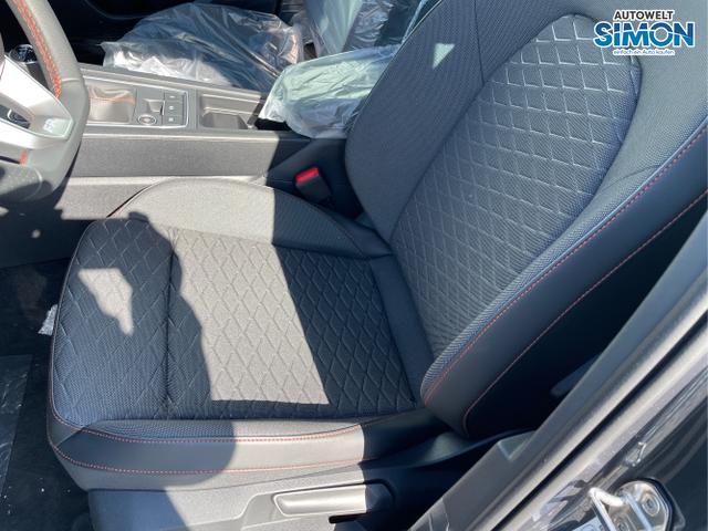 Seat / Leon / Weiß /  /  / 