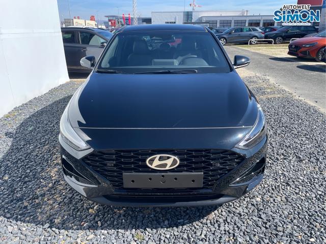 Hyundai / i30 / Weiß /  /  / 