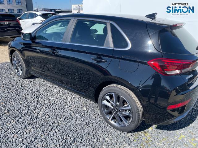 Hyundai / i30 / Weiß /  /  / 