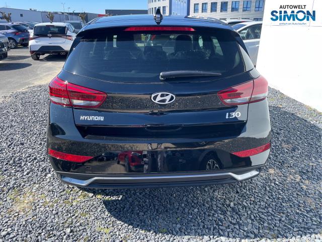 Hyundai / i30 / Weiß /  /  / 