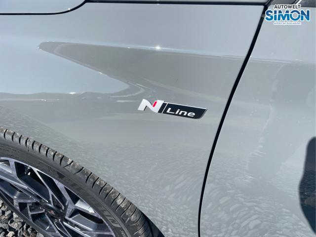 Hyundai / i30 / Weiß /  /  / 