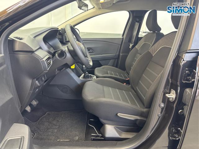 Dacia / Sandero / Schwarz /  /  / LED RADIO KLIMA EL. PAKET