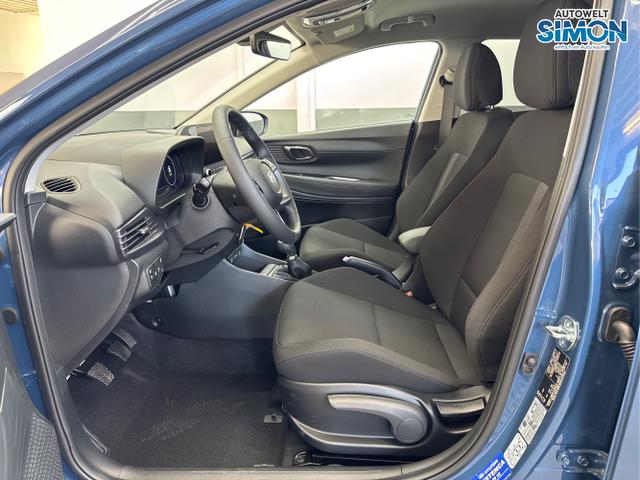 Hyundai / i20 / Blau /  /  / LED ALU SHZ KLIMAAUTOMATIK