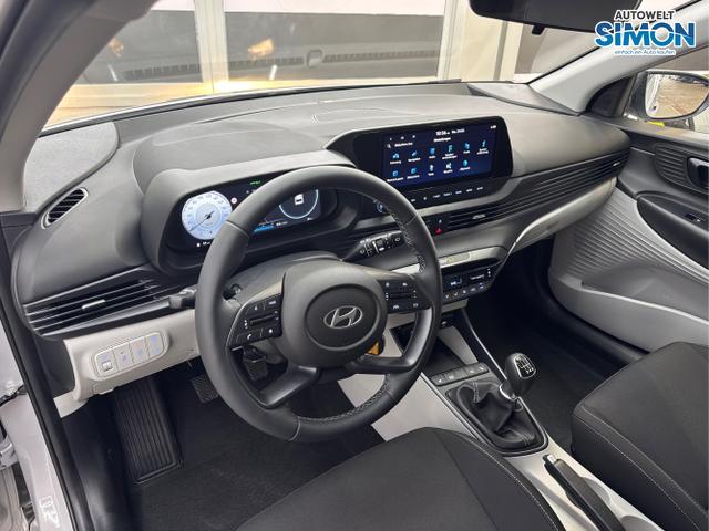 Hyundai / i20 / Grau /  /  / NAVI Klimaautomatik SHZ 