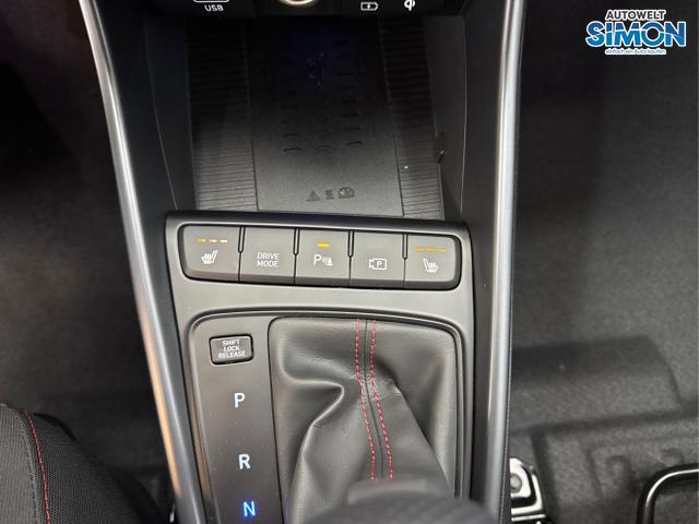 Hyundai / i20 / Grau /  /  / N-LINE DCT ACC SHZ NAVI