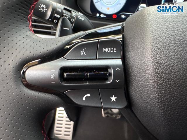Hyundai / i20 / Grau /  /  / N-LINE DCT ACC SHZ NAVI