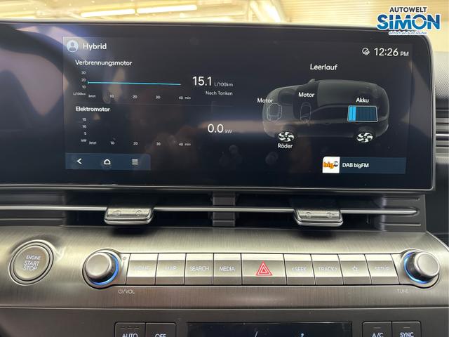 Hyundai / KONA / Weiß /  /  / DCT ACC NAVI RFK Smart Key