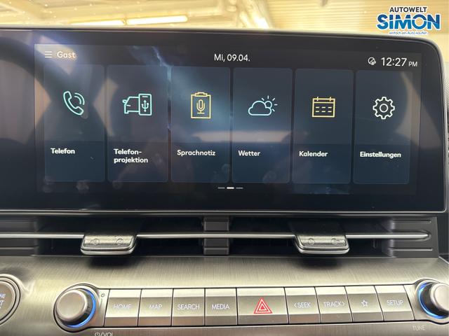 Hyundai / KONA / Weiß /  /  / DCT ACC NAVI RFK Smart Key