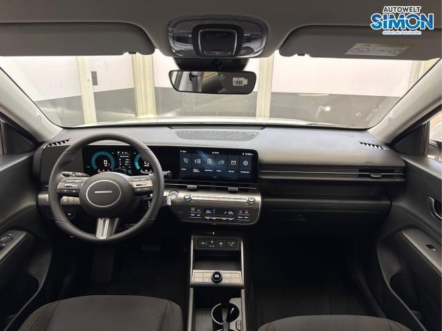 Hyundai / KONA / Weiß /  /  / DCT ACC NAVI RFK Smart Key