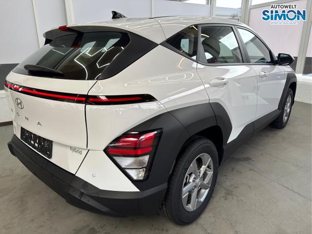 Hyundai / KONA / Weiß /  /  / DCT ACC NAVI RFK Smart Key