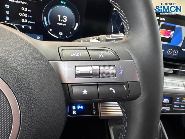 Hyundai / KONA / Grau /  /  / DCT ACC SHZ NAVI 18ALU 