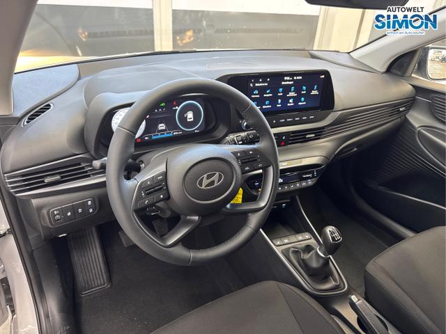 Hyundai / i20 / Grau /  /  / NAVI Klimaautomatik SHZ 