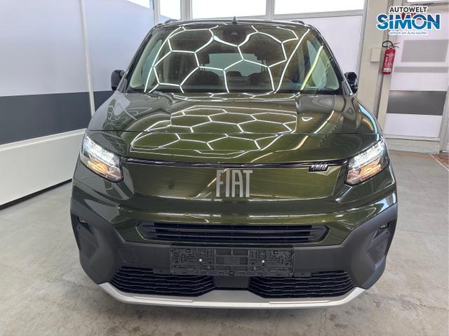 Fiat / Doblò / Grün /  /  / AUT STYLE PACK SHZ TOTWINKEL UConnect 