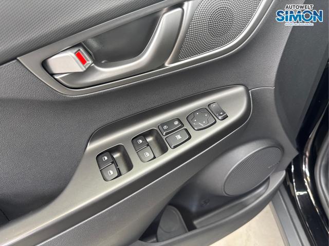 Hyundai / KONA /  /  /  / 