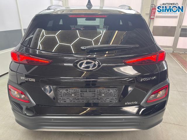 Hyundai / KONA /  /  /  / 