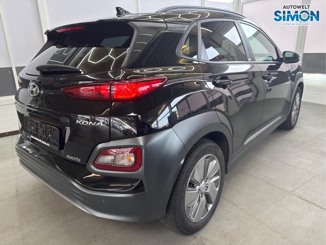 Hyundai / KONA /  /  /  / 