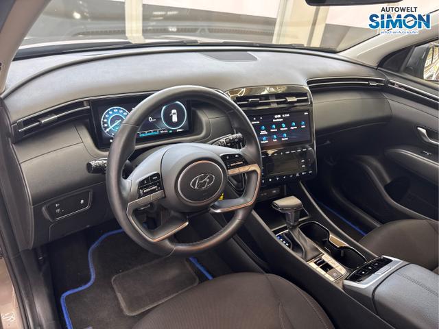 Hyundai / TUCSON /  /  /  / 