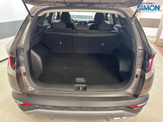 Hyundai / TUCSON /  /  /  / 