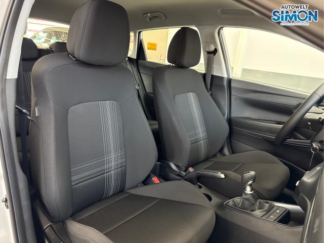 Hyundai / BAYON / Grau /  /  / NAVI RFK PDC 