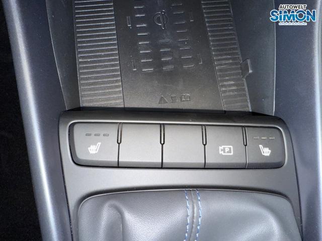 Hyundai / BAYON / Blau /  /  / NAVI SHZ RFK PDC KLIMAAUTOMATIK Licht/Regensensor