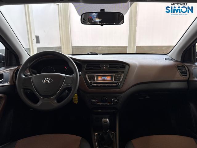 Hyundai / i20 / Schwarz /  /  / RADIO KLIMA EL.PAKET