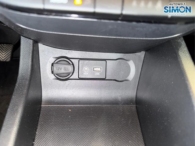 Hyundai / i20 / Schwarz /  /  / RADIO KLIMA EL.PAKET