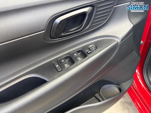 Hyundai i20 COMFORT FL NAVI RFK TEMPOMAT 