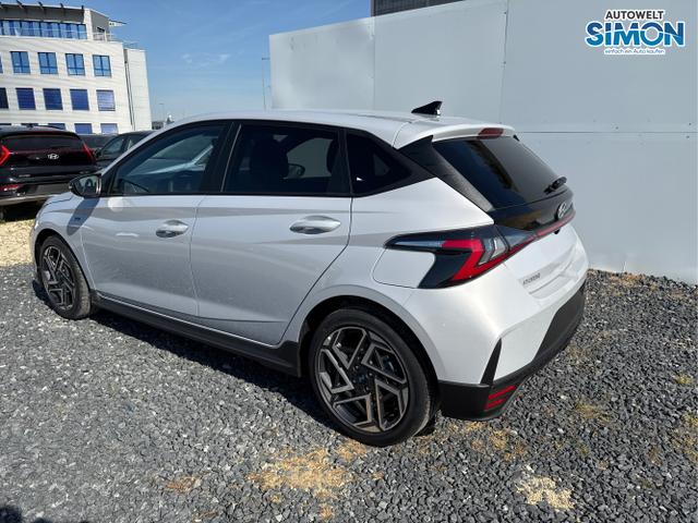 Hyundai / i20 / Weiß /  /  / 